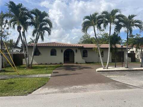 10754 SW 30th St, Miami, FL 33165