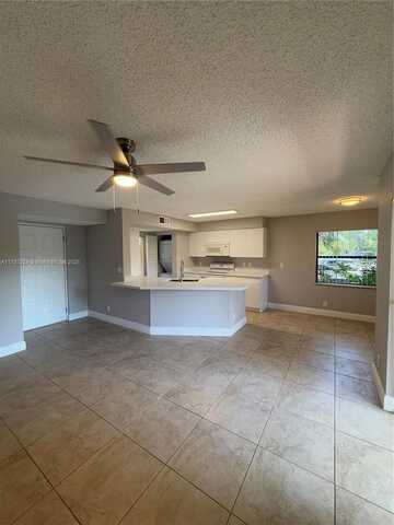 9999 Summerbreeze Dr, Sunrise, FL 33322