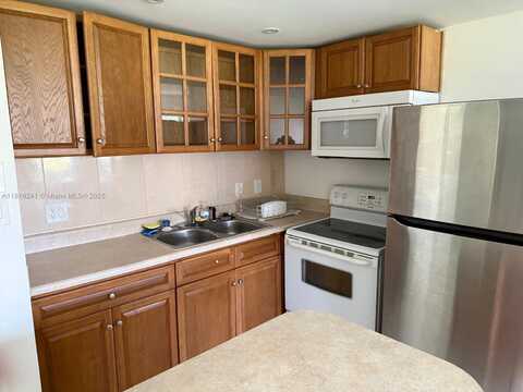 217 Suffolk F, Boca Raton, FL 33434