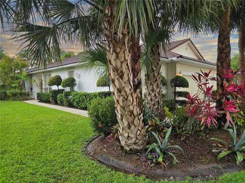 6849 SE Warwick Ln, Stuart, FL 34997