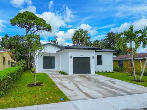 2725 NW 7th St, Fort Lauderdale, FL 33311