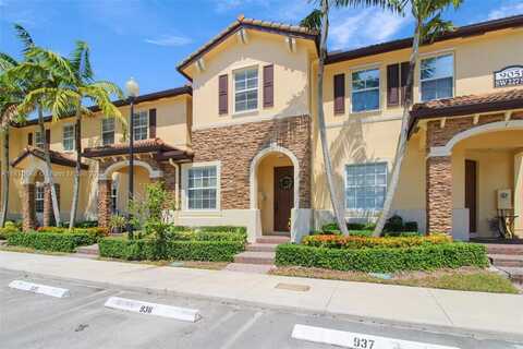 9051 SW 227th St, Cutler Bay, FL 33190