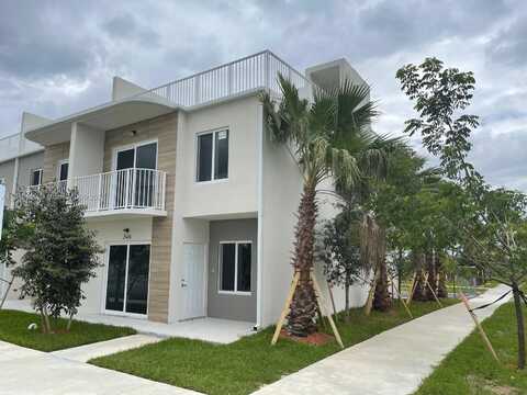 25600 SW 143rd Path, Homestead, FL 33032