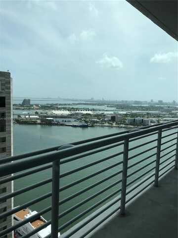 335 S Biscayne Blvd, Miami, FL 33131