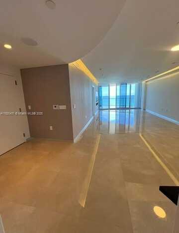 17121 Collins Ave, Sunny Isles Beach, FL 33160