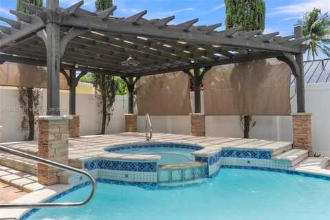 12440 SW 207th Ter, Miami, FL 33177
