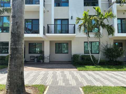 4640 NW 84th Ave, Doral, FL 33166