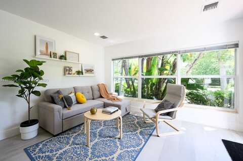 437 NE 17th Way, Fort Lauderdale, FL 33301