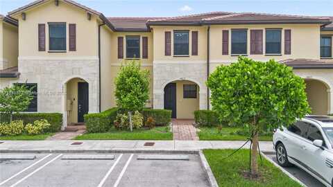 10617 W 33rd Way, Hialeah, FL 33018