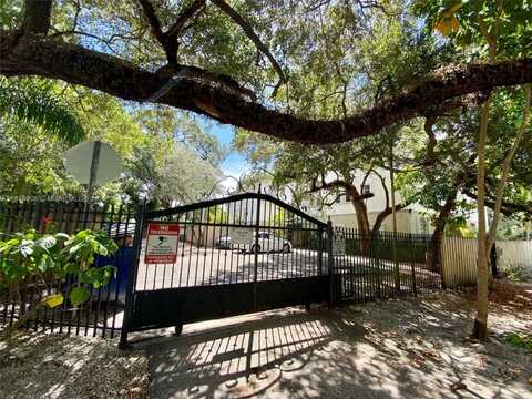 2850 Coconut Ave, Miami, FL 33133