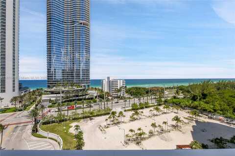 100 Bayview Dr, Sunny Isles Beach, FL 33160