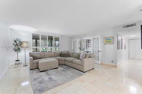 7225 Promenade Dr, Boca Raton, FL 33433