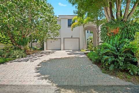 8205 SW 171st Ter, Palmetto Bay, FL 33157