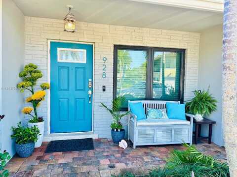 928 NE 18th Ct, Fort Lauderdale, FL 33305