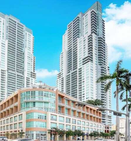 253 NE 2nd St, Miami, FL 33132