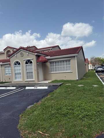 6710 NW 166th Ter, Miami Lakes, FL 33014