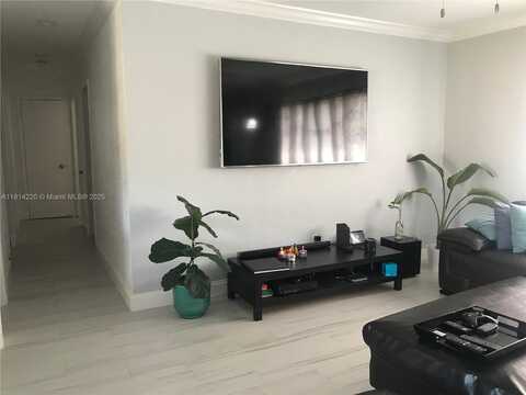 15563 SW 107th Pl, Miami, FL 33157