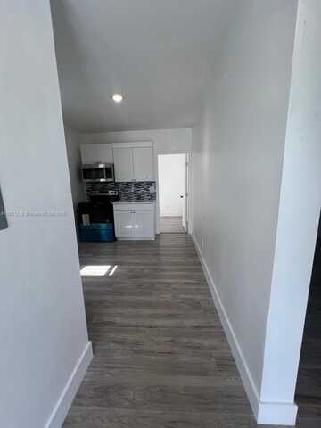2 SW 6th Ave, Dania Beach, FL 33004
