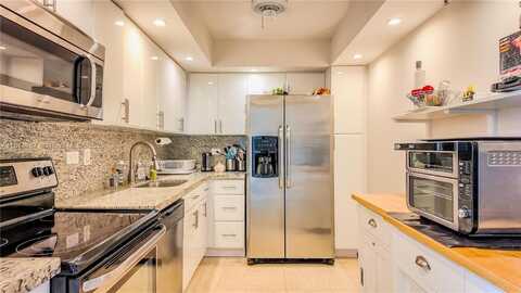 20355 NE 34th Ct, Aventura, FL 33180