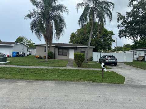 4620 SW 31st Dr, West Park, FL 33023