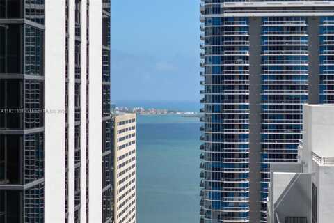 1000 Brickell Plz, Miami, FL 33131