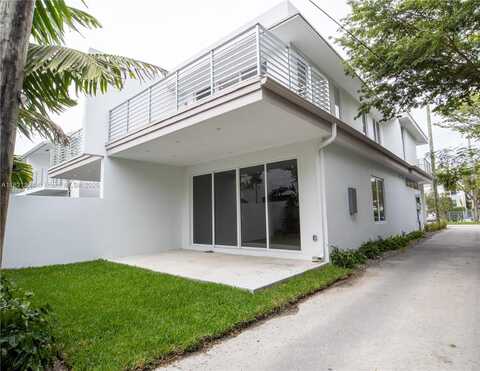 3374 Day ave, Miami, FL 33133