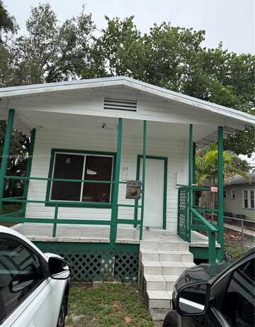 108 Oak Ave, Coral Gables, FL 33133