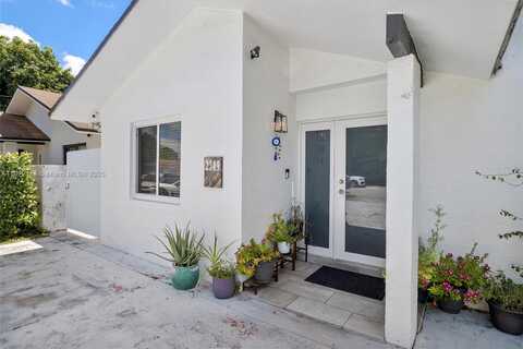 2309 SW 62nd Ct, Miami, FL 33155