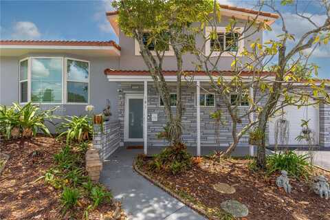 141 NW 72nd Way, Pembroke Pines, FL 33024
