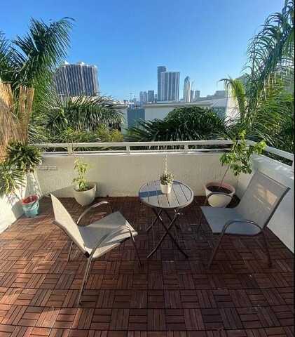 275 NE 18th St, Miami, FL 33132