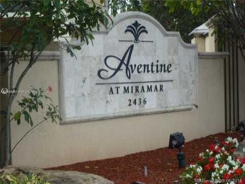 2474 Centergate Dr, Miramar, FL 33025