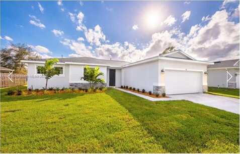 872 SW Harvard Rd, Port Saint Lucie, FL 34953