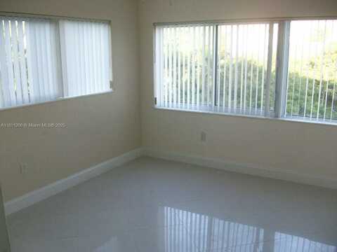 10001 W Bay Harbor Dr, Bay Harbor Islands, FL 33154