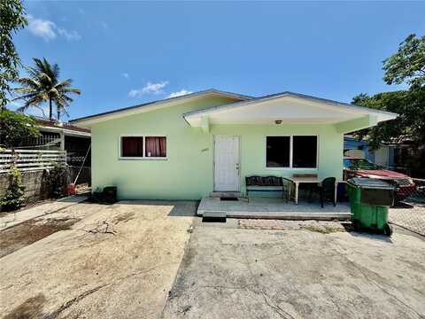 1060 NW 24th St, Miami, FL 33127