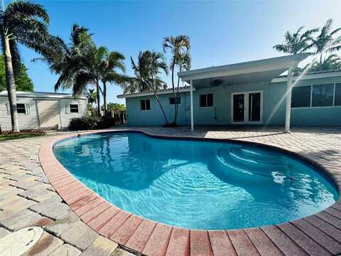328 SE 6th Ave, Deerfield Beach, FL 33441