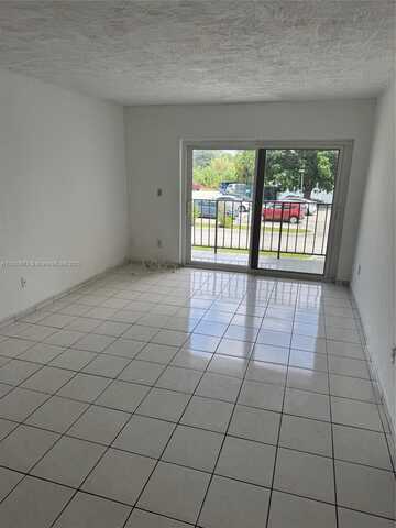 5505 NW 7th St, Miami, FL 33126