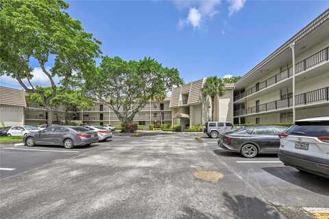 9401 Lime Bay Blvd, Tamarac, FL 33321