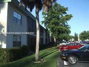 4275 NW 89th Ave, Coral Springs, FL 33065
