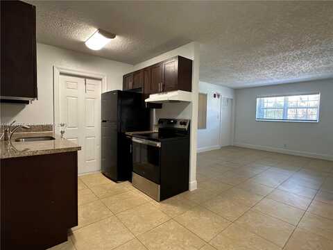 2900 NE 17th Ave, Pompano Beach, FL 33064