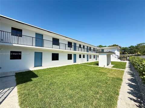 180 NE 57th St, Miami, FL 33137
