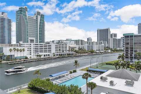 600 Parkview Dr, Hallandale Beach, FL 33009