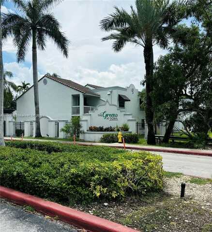 4720 NW 97th Ct, Doral, FL 33178