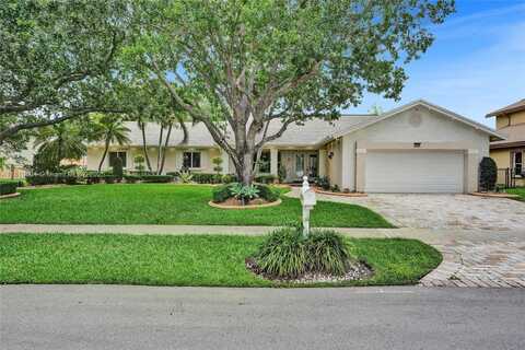 411 NW 201st Ave, Pembroke Pines, FL 33029