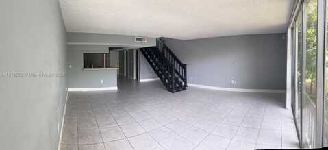 8401 W Sample Rd, Coral Springs, FL 33065