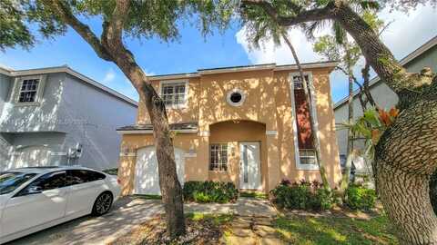 9894 NW 2nd Ct, Plantation, FL 33324