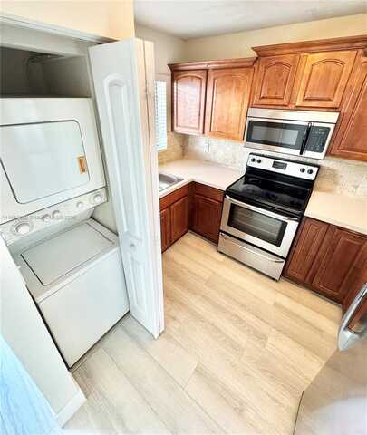 6121 W 24th Ave, Hialeah, FL 33016