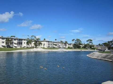2640 S Garden Dr S, Lake Worth, FL 33461