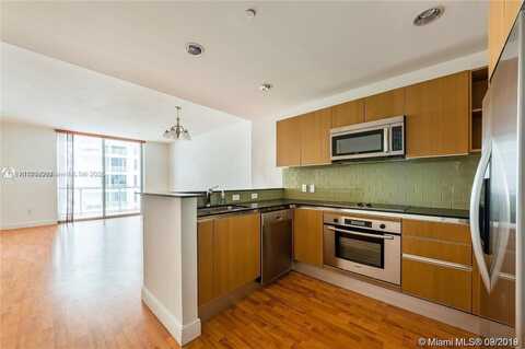 1060 Brickell Ave, Miami, FL 33131