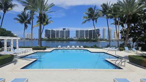 3145 NE 184th St, Aventura, FL 33160