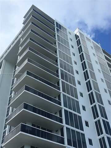10275 Collins Ave, Bal Harbour, FL 33154